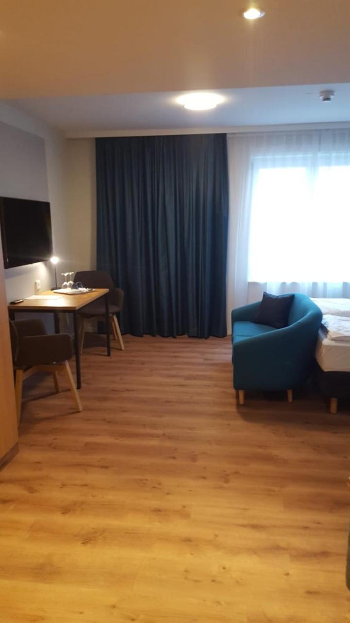Amh-Wohnen Auf Zeit Aparthotel Grossdorf  Εξωτερικό φωτογραφία