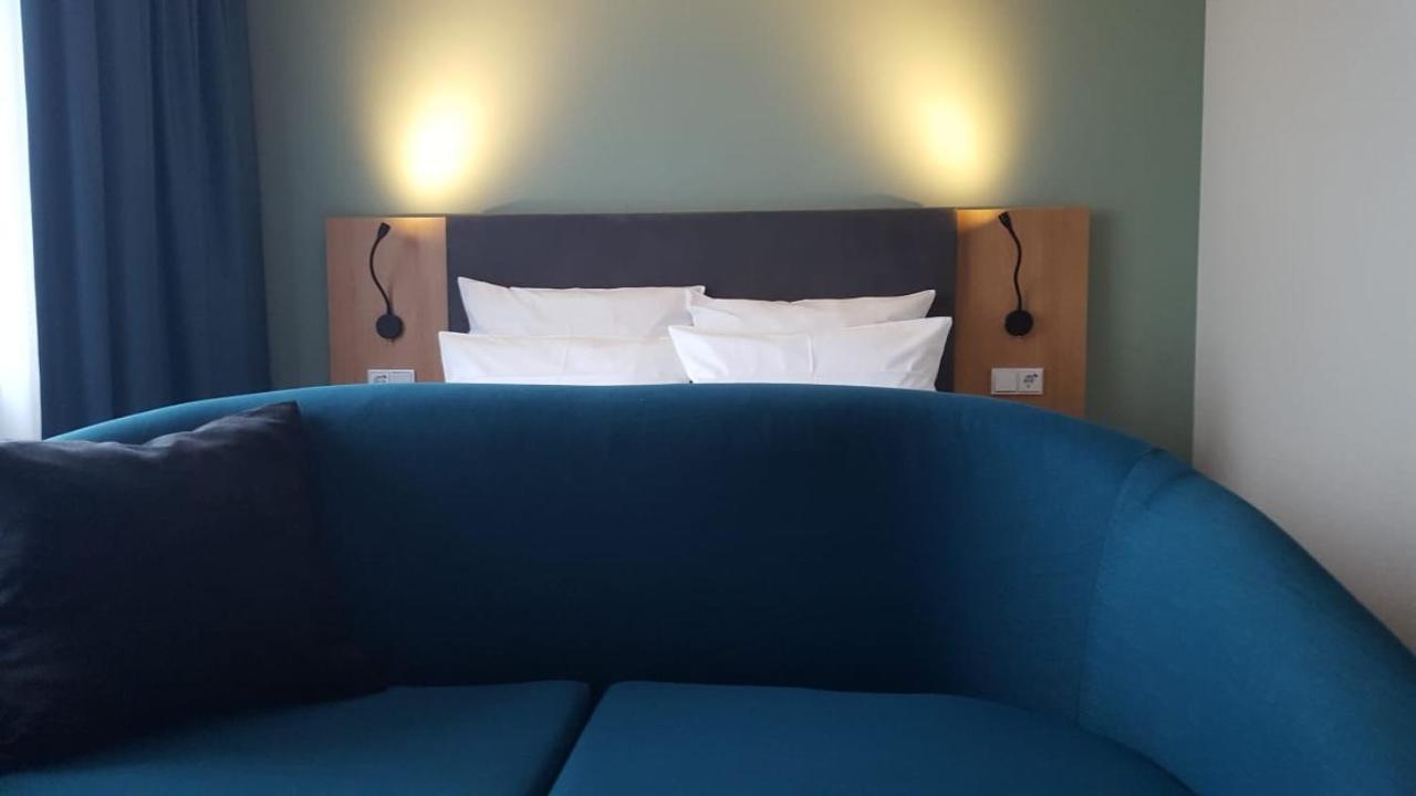 Amh-Wohnen Auf Zeit Aparthotel Grossdorf  Εξωτερικό φωτογραφία