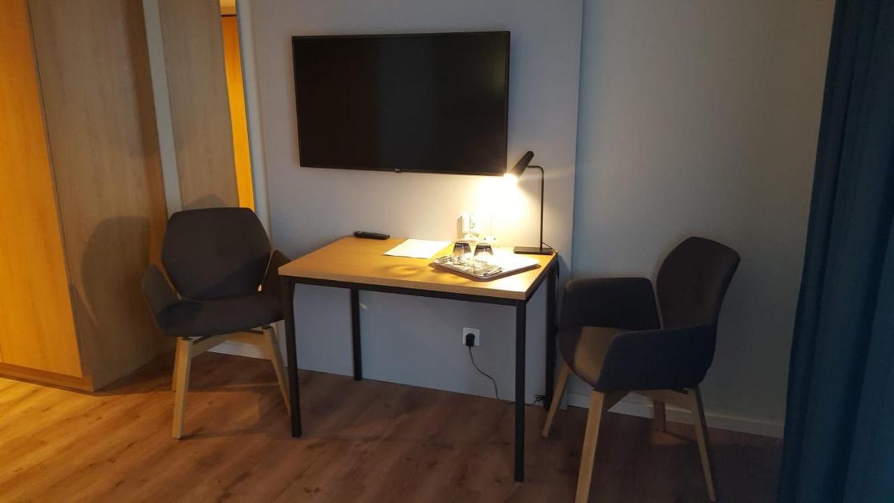 Amh-Wohnen Auf Zeit Aparthotel Grossdorf  Εξωτερικό φωτογραφία